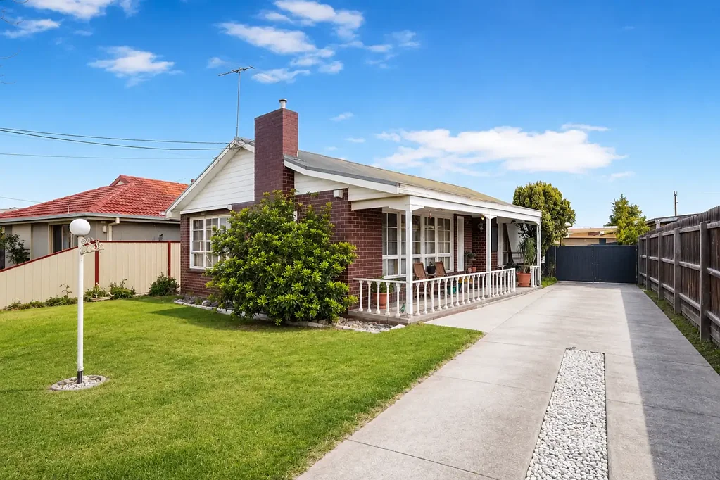 Fully Renovated Family Home in the Heart of St Albans