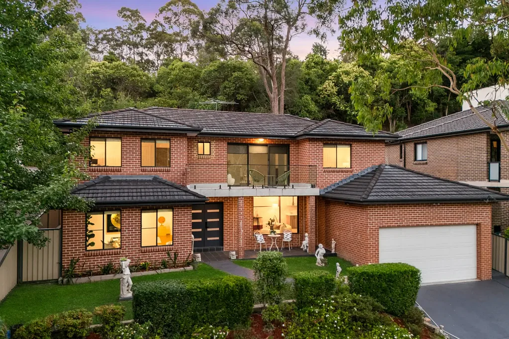 Cheltenham 5Zimmer Leafy Outlook, Modern Comfort and Unmatched Convenience