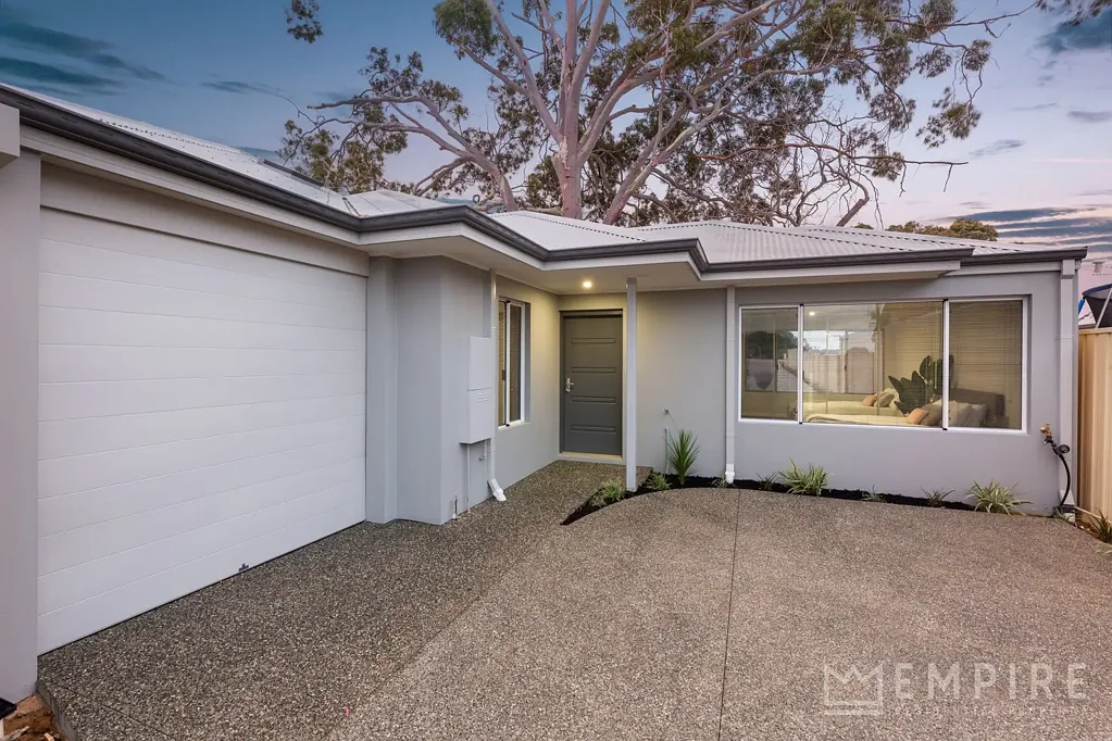 10b Frederick Road, Hamilton Hill, WA 6163