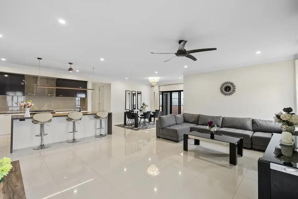 Maudsland 5 Slaapkamer Luxury Single-Level Living with Exceptional Space to Entertain!!!!