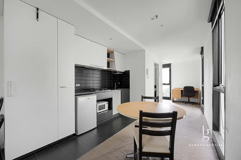 Furnished Apartmenet Close to Melbourne Universities