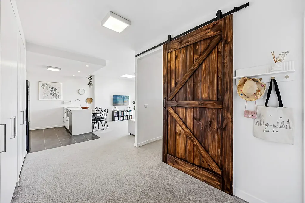 Bruce 2Kwarto Modern Comfort in a Prime Bruce Location