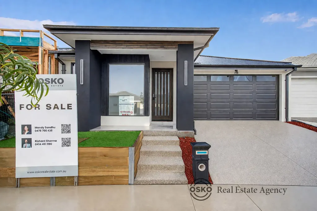 16 Archduke Drive, Deanside, VIC 3336