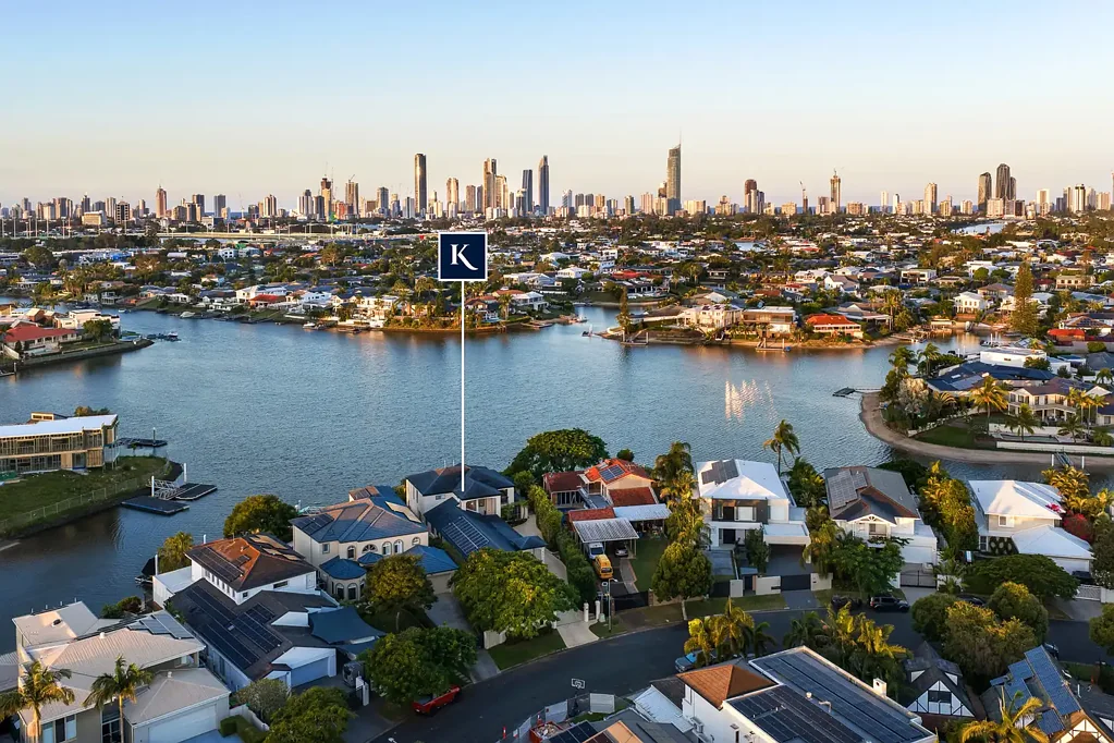 Bundall 6部屋 Landmark Wide Water Opportunity: Prestigious Point Position and Panoramic Views