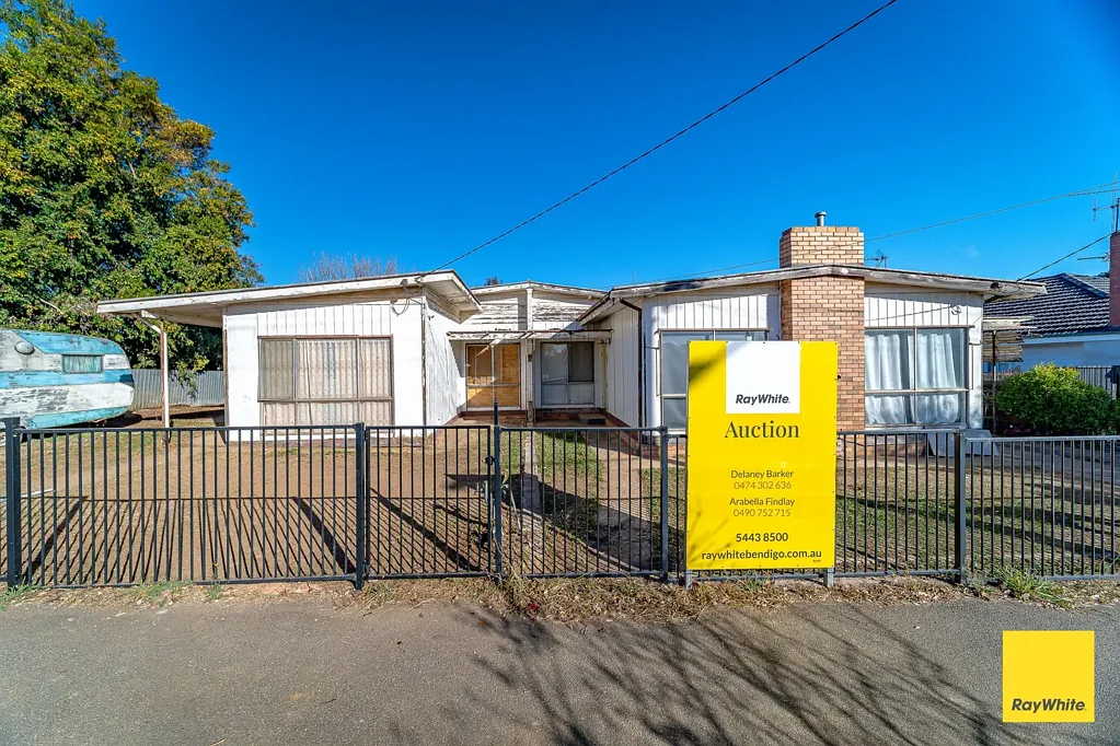 51-51a Moran Street, Long Gully, VIC 3550