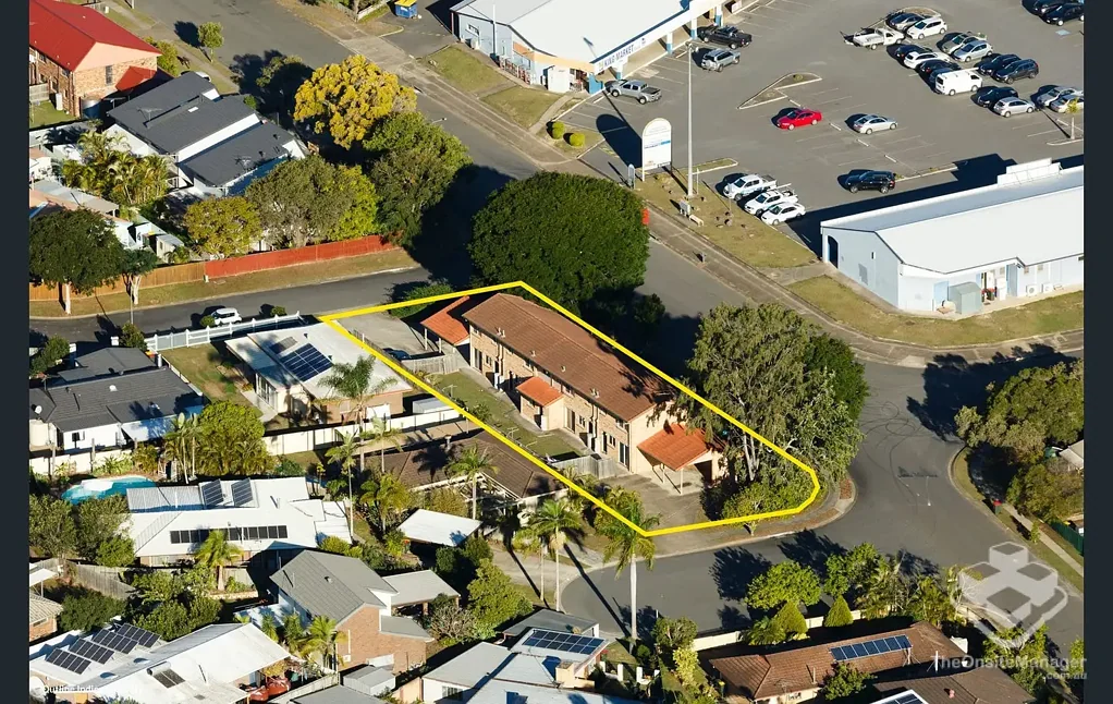 Spacious & Secure 2-Bedroom Townhouse in Prime Algester Location