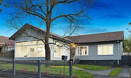 14 Moona Street, Burwood East