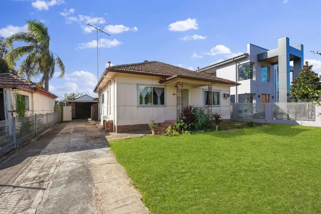 131 Seville Street, Fairfield East, NSW 2165
