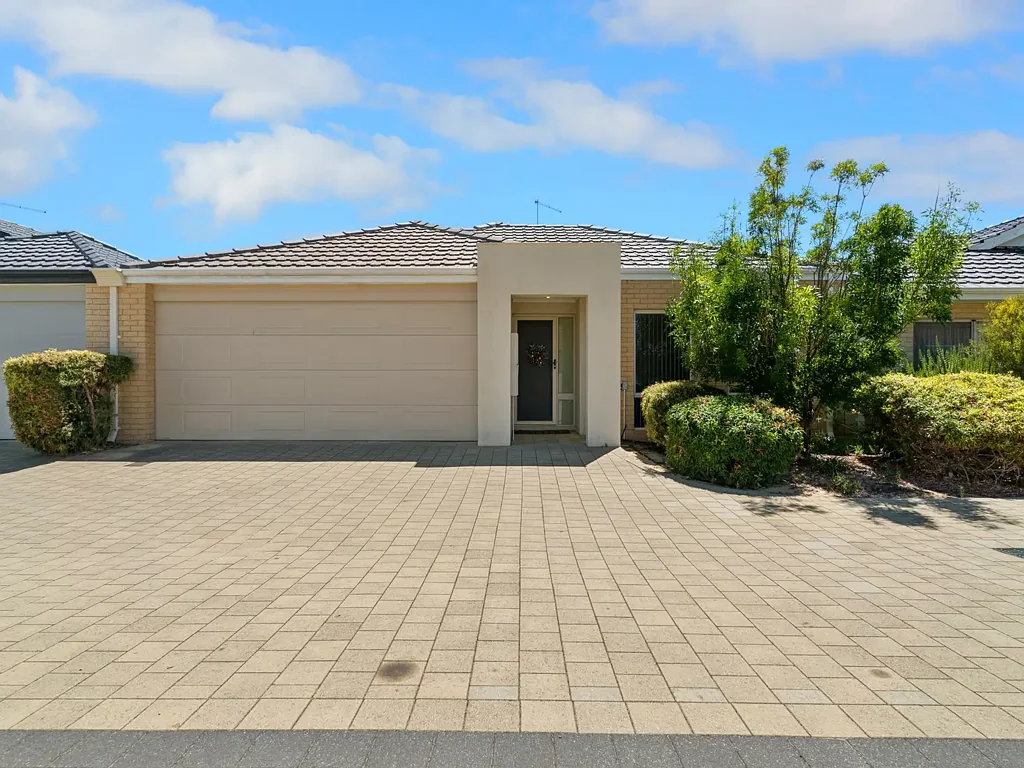 4/7 Leslie Street, Cannington, WA 6107