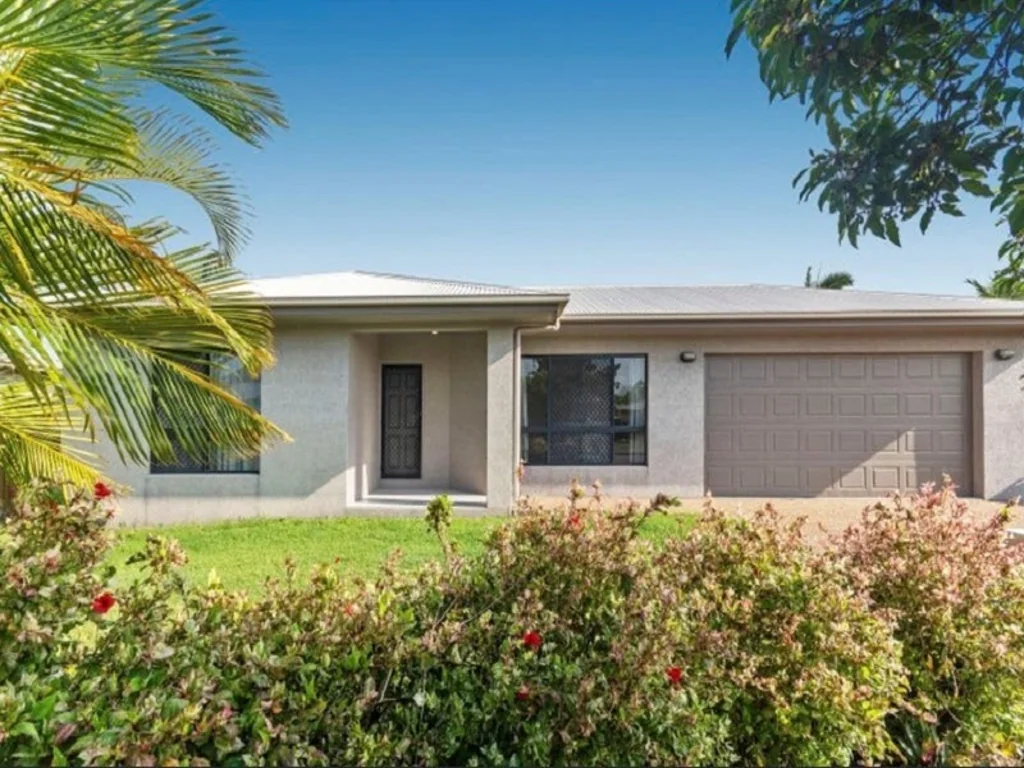6 Bronte Court, Bushland Beach, QLD 4818