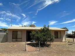12 Symons St, Crystal Brook
