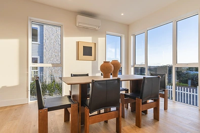 Lot 5/14,16,18 William Souter Street, Forrest Hill, North Shore City, Auckland, 4房, 2浴, House