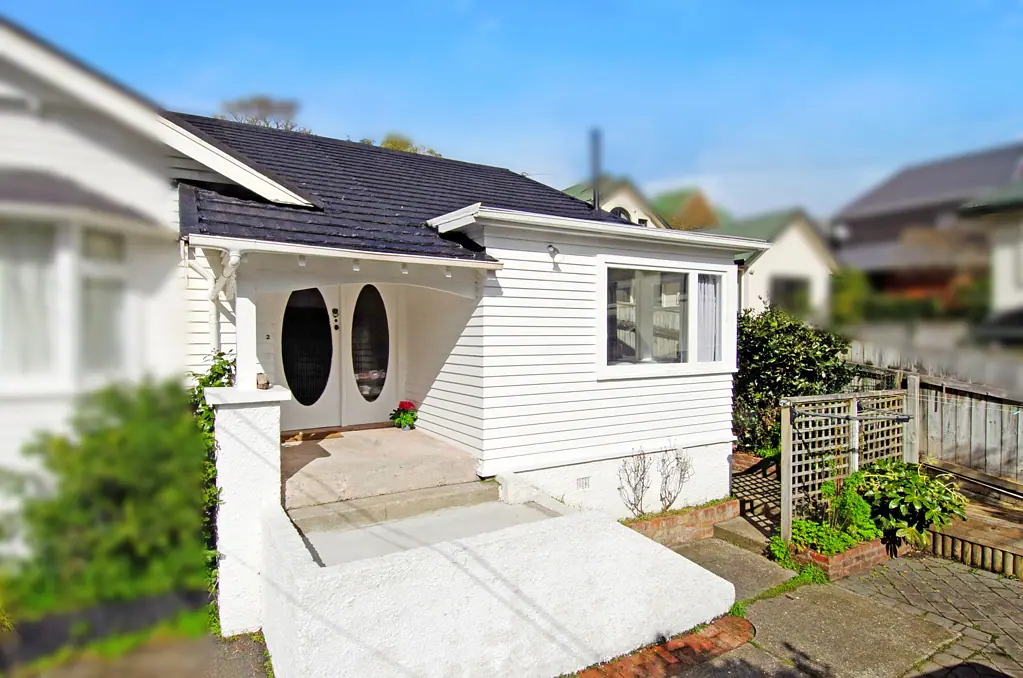 Ngaio 3房  Fabulously handy location