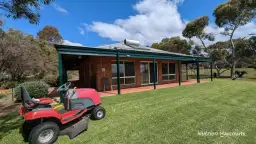 27 Crest View, Lennard Brook