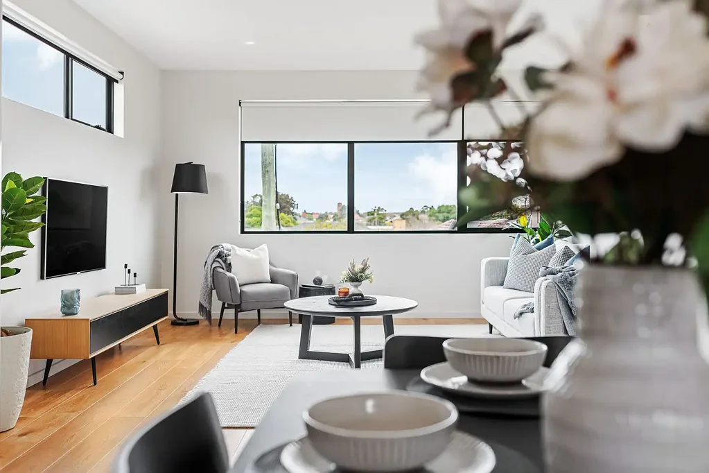 Sunshine 2 Bedroom Impeccable Townhouse in a Fantastic Location - Great for living or for Investment with high rental yield