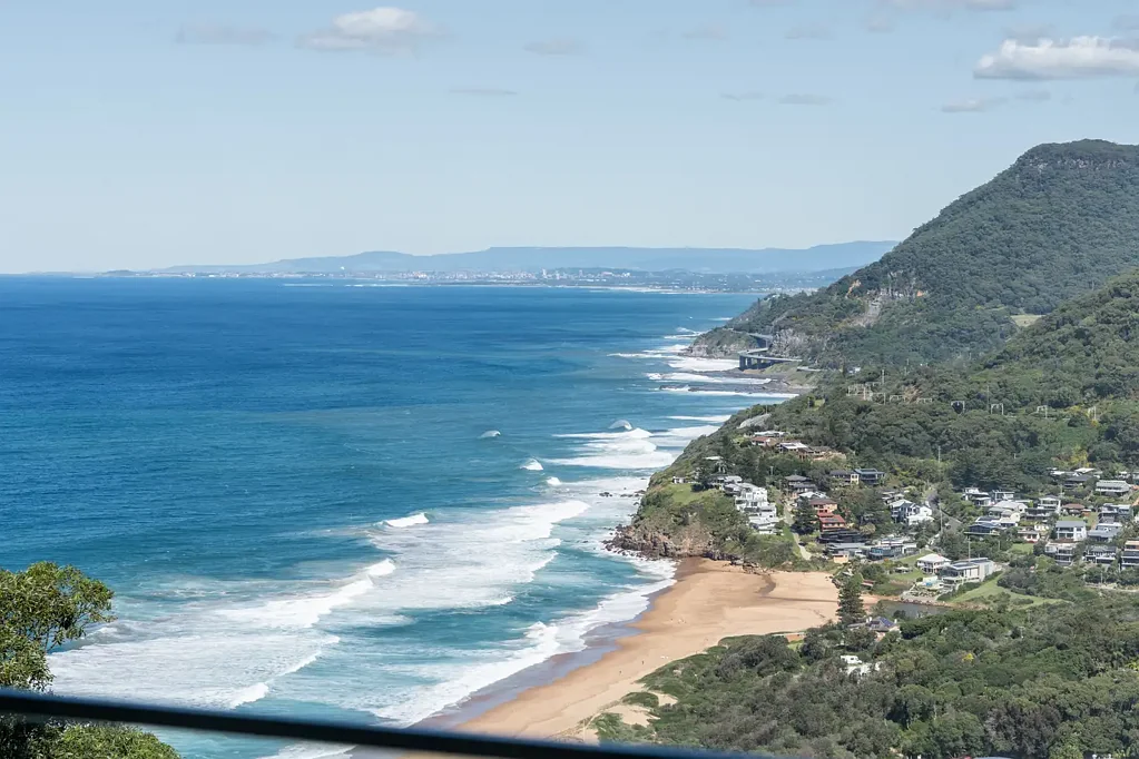 Stanwell Park 7 Slaapkamer Prestigious Coastal Opportunity