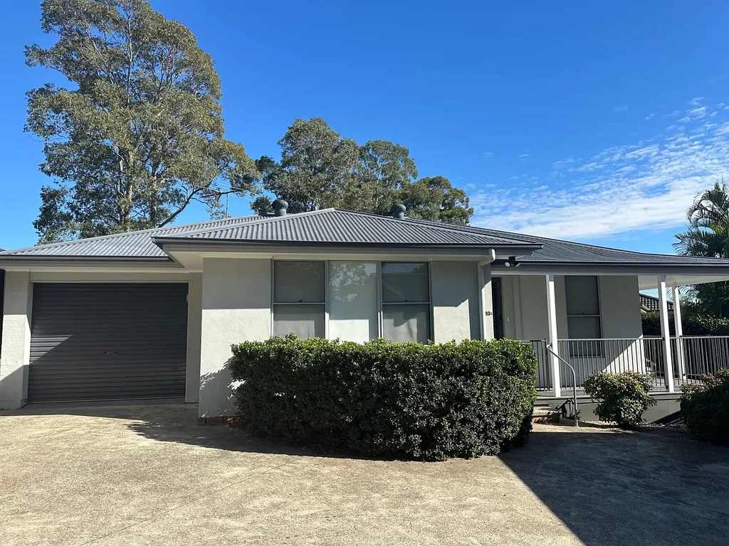 Freestanding two bedroom home tucked away in a quiet pocket close to town