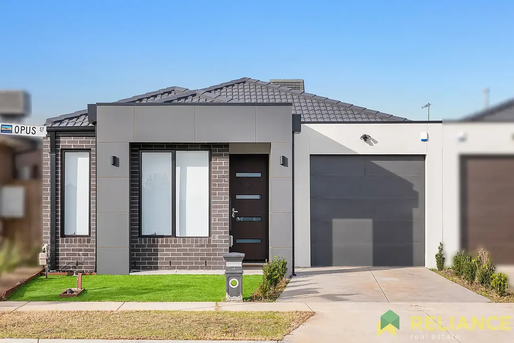 Stylish Four-Bedroom Home in Thriving Strathulloh Location