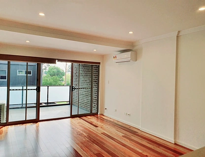 109/17 Maclaurin Avenue, East Hills, South Western Suburbs, 2房, 2浴, Apartment