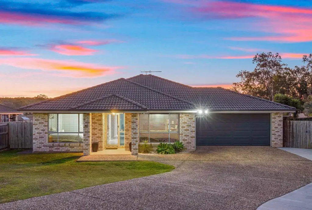 Springfield 4Zimmer IF LIFESTYLE, SPACE, STYLE ARE ON YOUR WISH LIST - THIS IS THE HOME FOR YOU