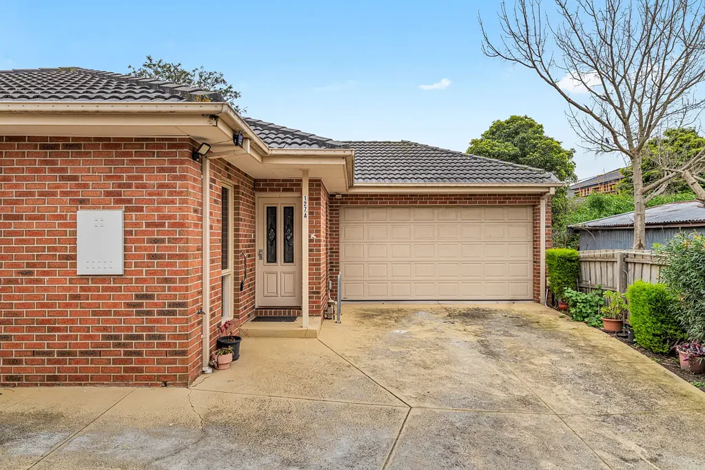Bentleigh East 3ਬੈੱਡਰੂਮ Expressions of Interest Close 1st September 2026 at 12pm