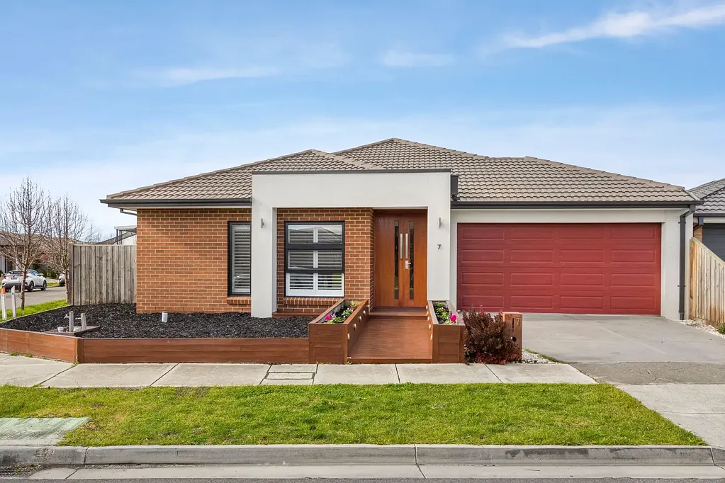 7 Trijena Avenue, Mickleham, VIC 3064