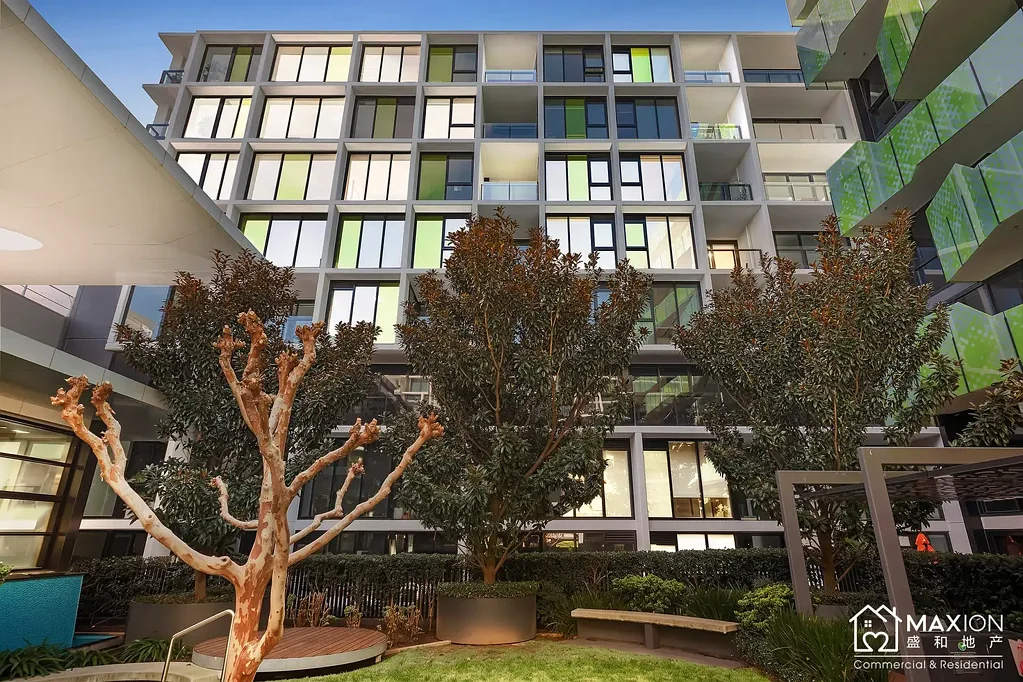 Abbotsford 2 Bedroom Contemporary 2-Bedroom Living in the Heart of Abbotsford