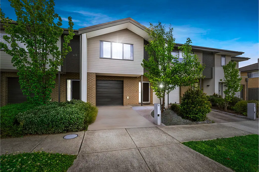 8 Flora Grove, Wantirna South, VIC 3152