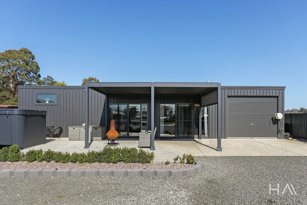 Carrick 1房  Country Living with Opportunity to Grow