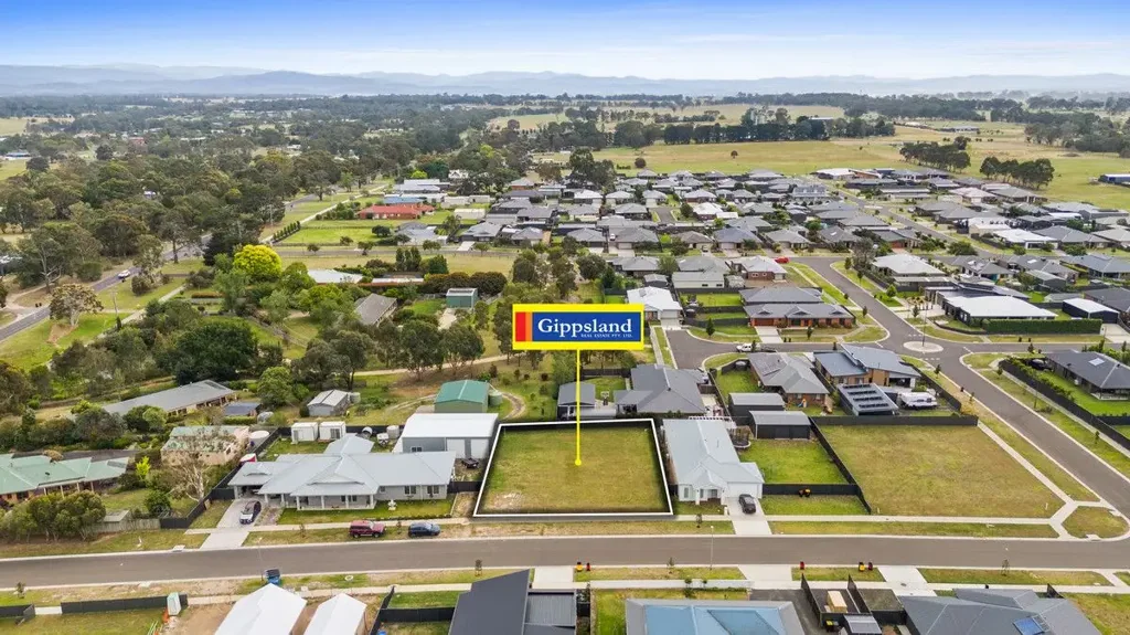 11 Wiggins Avenue, Maffra, VIC 3860
