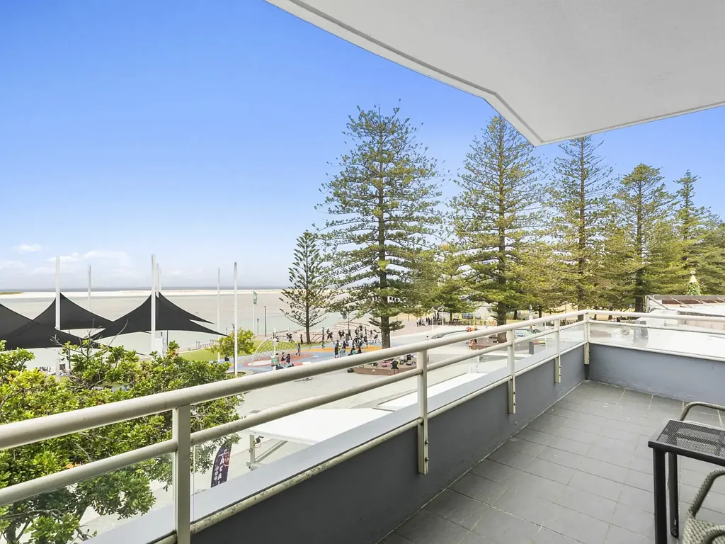 The Entrance 1 Bedroom FANTASTIC OCEAN & CHANNEL VIEWS, UNIQUE OVERSIZED 1 BEDROOM APARTMENT