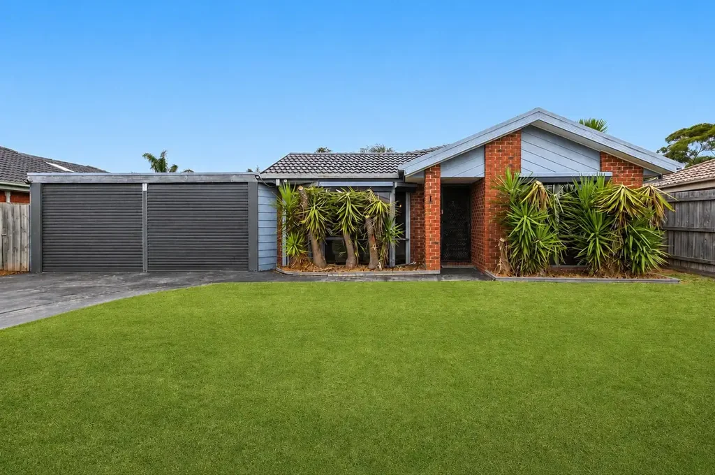 Spacious Family Living with Entertainer’s Alfresco!
