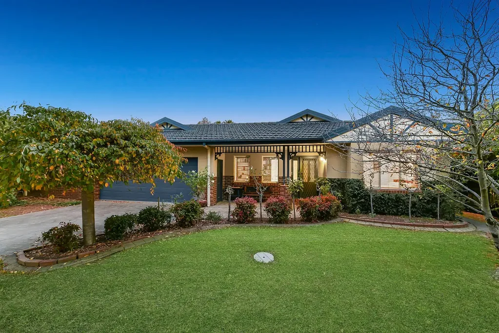 74 Edgbaston Circuit, Berwick, VIC 3806