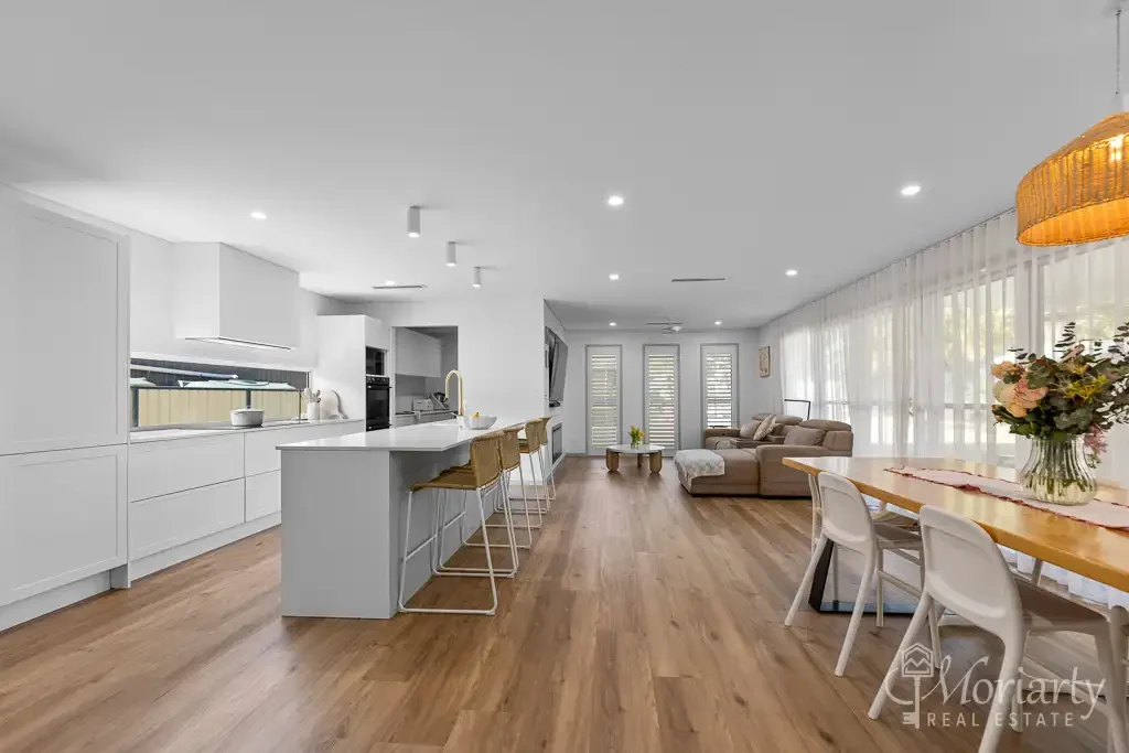 Burpengary 4Zimmer Large Family Home with Shed, Side Access & Entertainer’s Patio