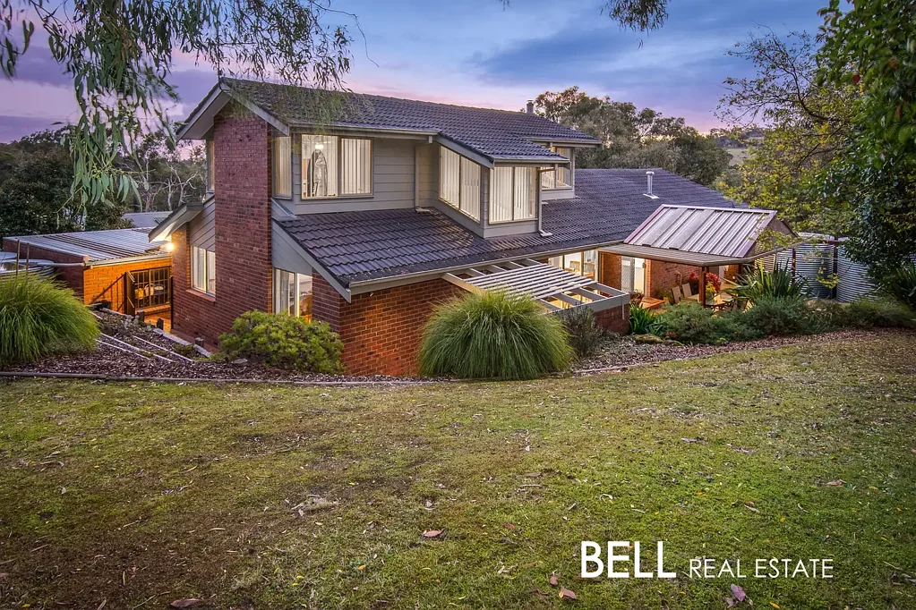 Belgrave South 4 Bedroom Family Living at Its Finest – Nature, Space & Timeless Comfort