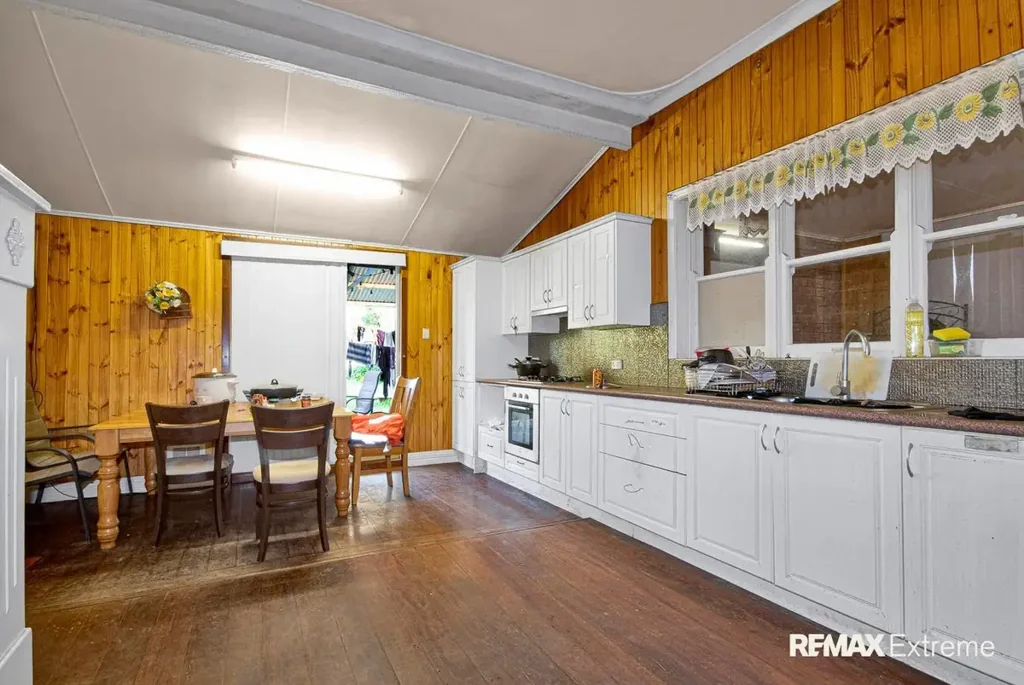 Charming 3x1 Home with Massive Backyard
