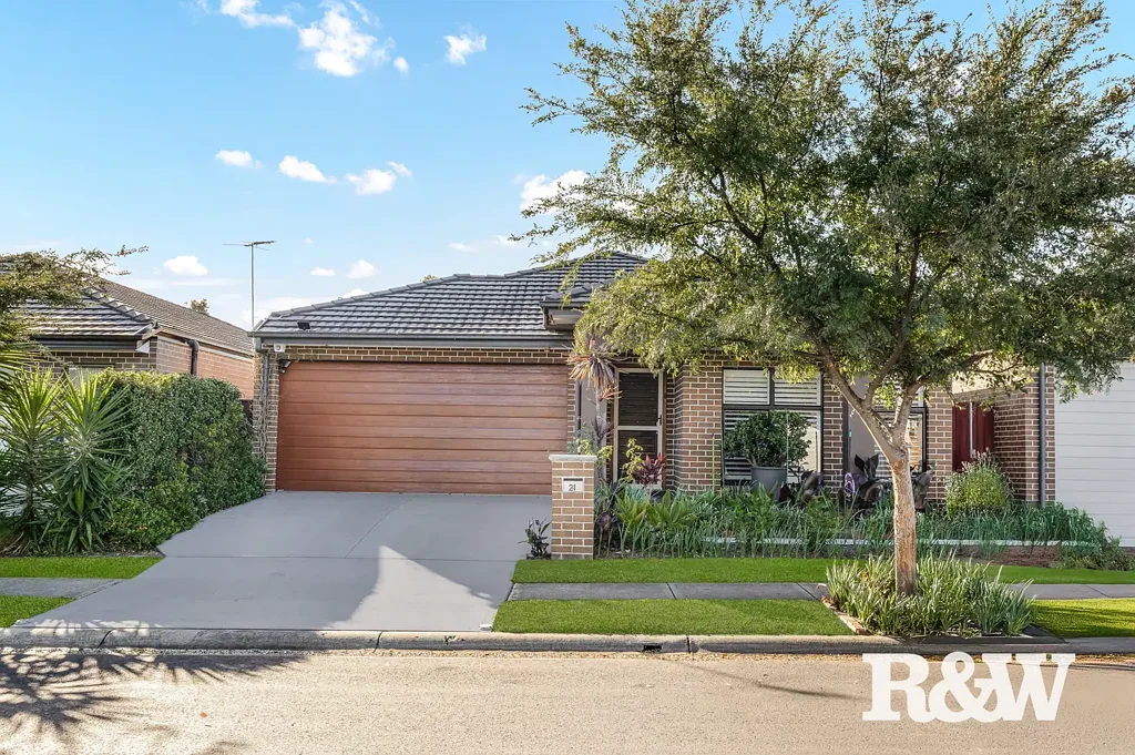 21 Woodburn Street, Colebee, NSW 2761