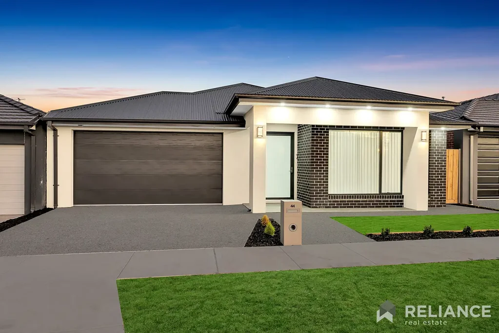 Sunbury 4Zimmer Contemporary Comfort in a Prime Sunbury Location.
