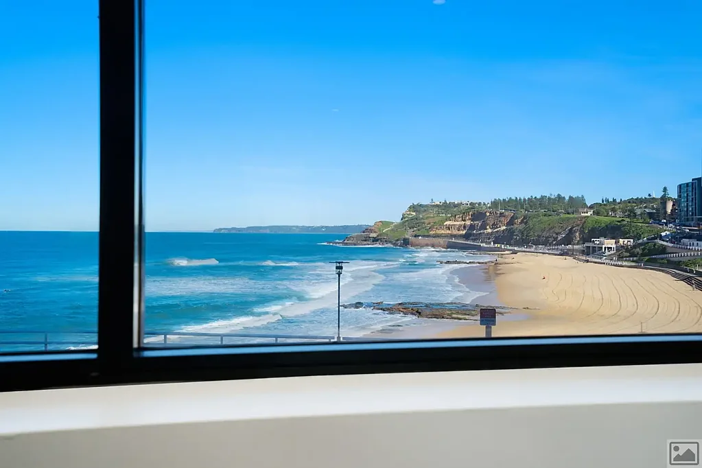 Newcastle East 3房  Beachfront Living With A Townhouse Feel & Resort Facilities
