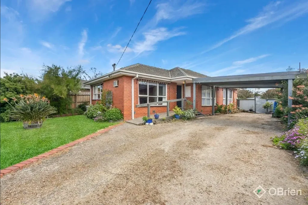 Family Home - Close To All Amenities