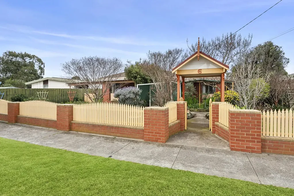 6 Norfolk Crescent, Corio, VIC 3214