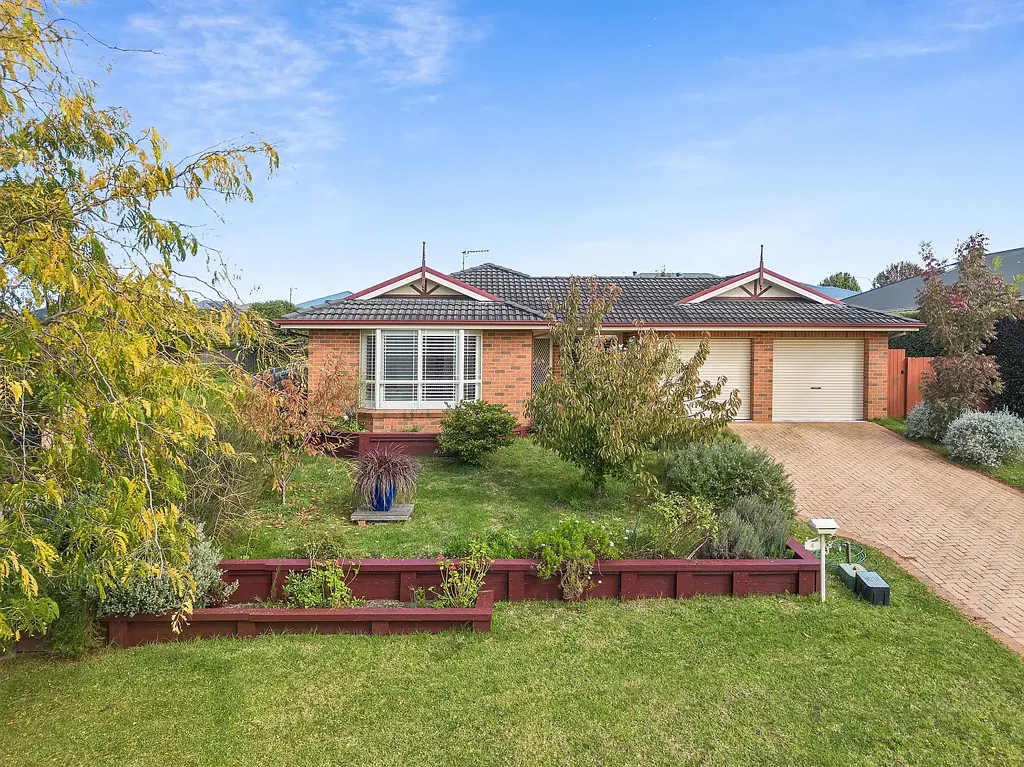 4 Walton Place, Moss Vale, NSW 2577