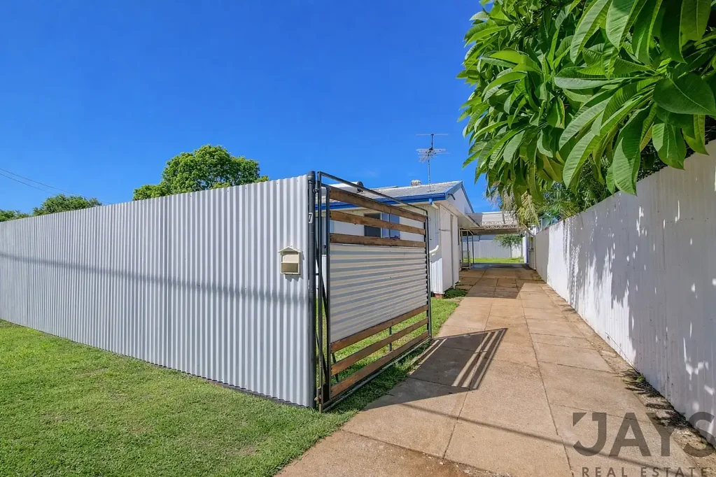 7 Carbonate Street, Mount Isa, QLD 4825