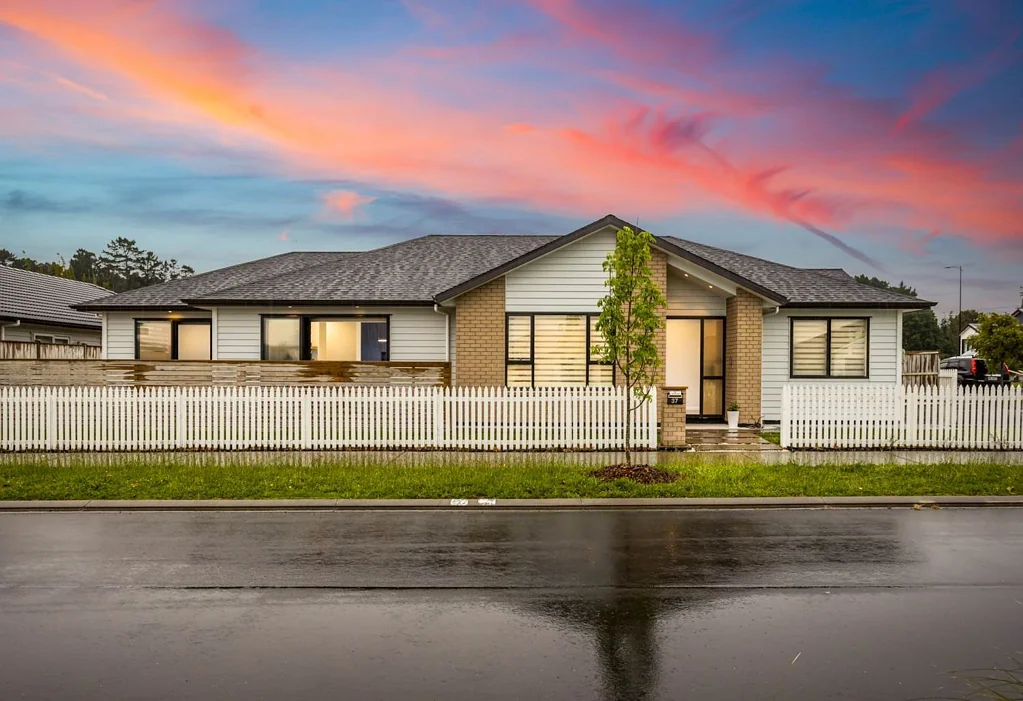 Huapai 4  bedrooms