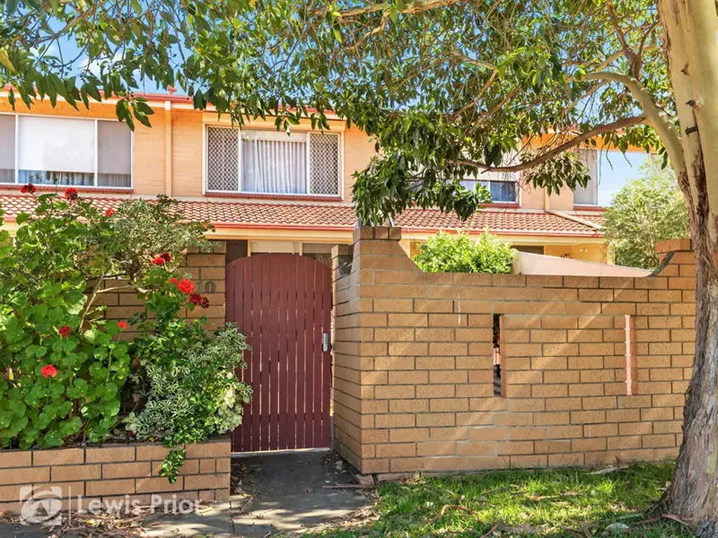 Oaklands Park 2બેડરૂમ Great First Home or Investment