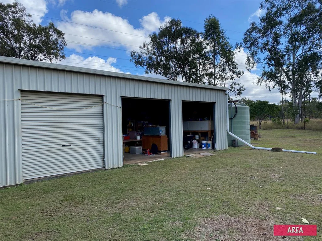Ravenshoe  UNUSUAL PROPERTY  - THINK OUTSIDE THE SQUARE