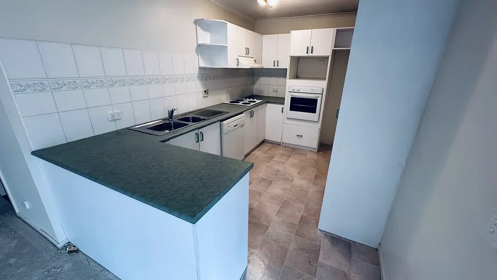 Private 2-Bedroom Home in a Quiet Court Location