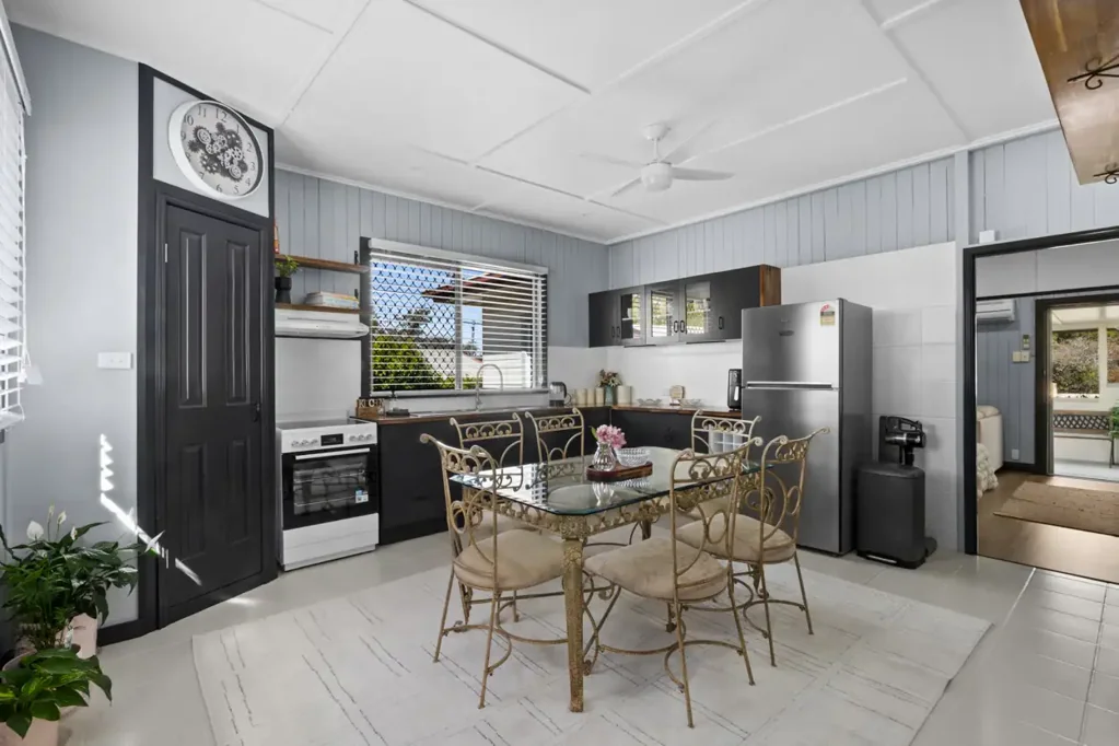 Pittsworth 3બેડરૂમ Freshly Renovated, Fully Furnished & Ready to Move In
