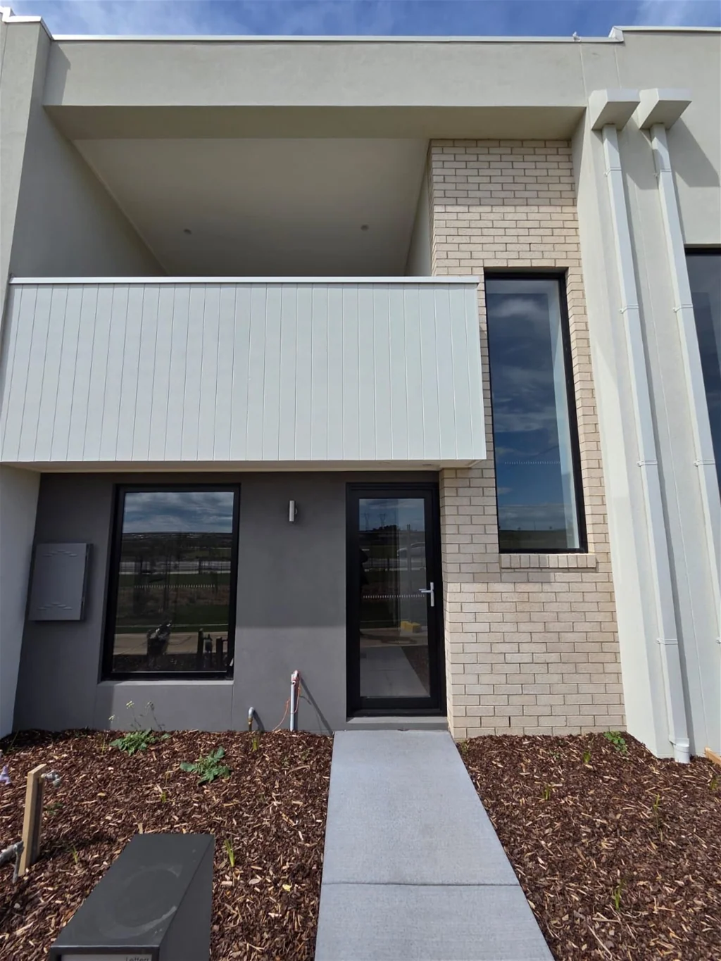 Clyde North 3 Slaapkamer Two Brand New Townhouses for Sale in Clyde North, VIC