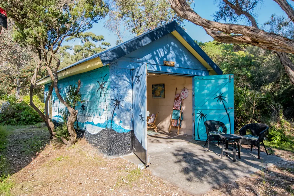 Rosebud 1침실 Coastal Canvas - Vibrant Boatshed Steps from the Sea